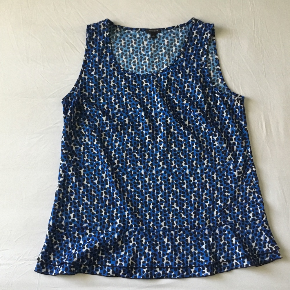 Ann Taylor Blue, White, and Black Print Silky Tank Top Hip Length Size Large